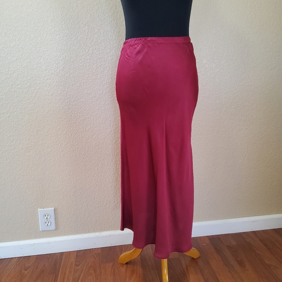 Michael Stars Anthropologie Satin Midi A-Line Skirt S Red New